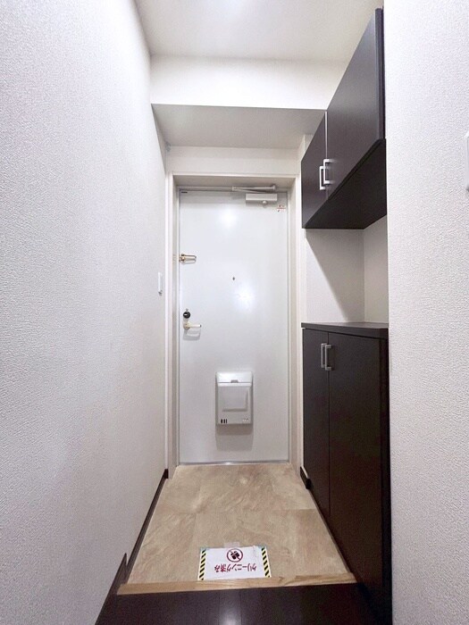 物件内観写真17　(玄関)