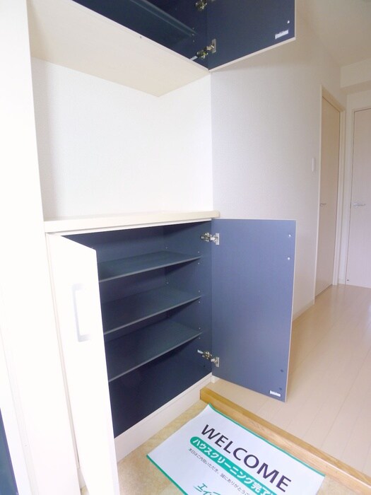 物件内観写真19　(靴箱)