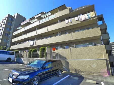 INSURANCE BLDG.XVII外観写真