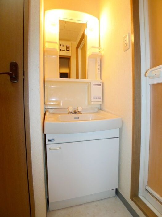 物件内観写真13　(洗面)