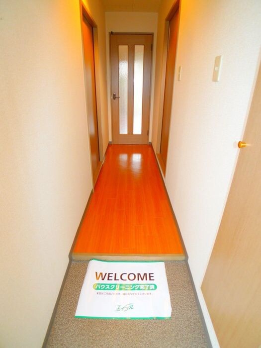 物件内観写真18　(廊下)