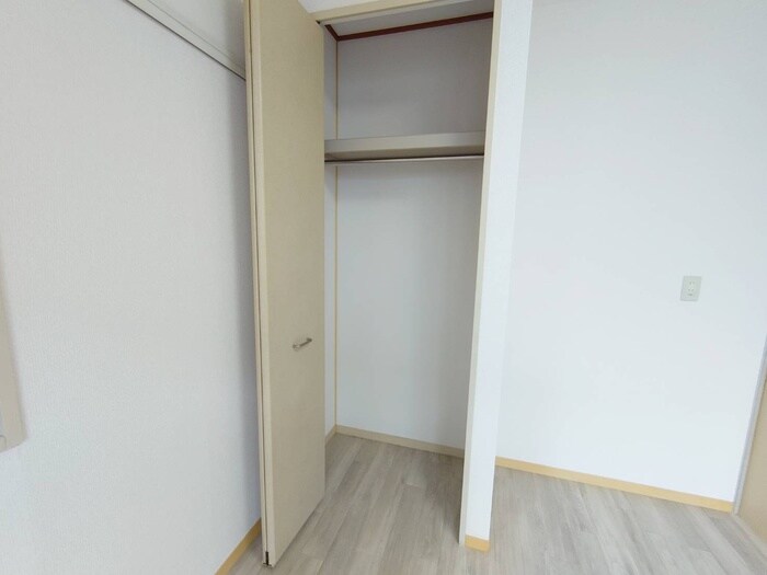 物件内観写真10　(収納)