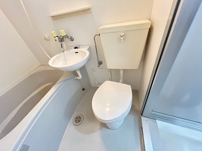 物件内観写真15　(トイレ)