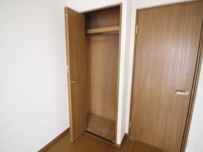 物件内観写真13　(収納)