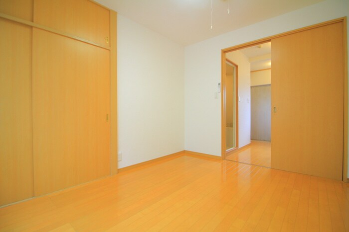 物件内観写真9　(収納)