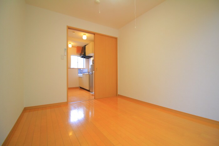 物件内観写真20　(居室)