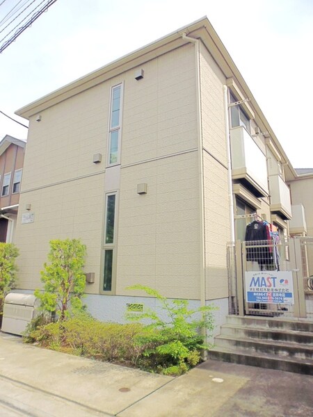 エレンシア外観写真