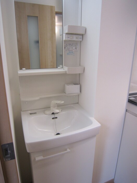 物件内観写真12　(洗面)