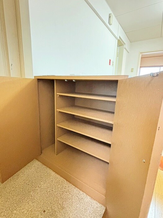 物件内観写真18　(靴箱)