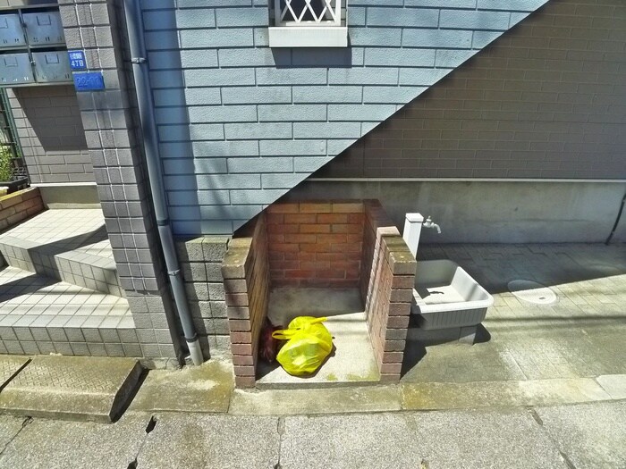 物件外観写真3　(その他)