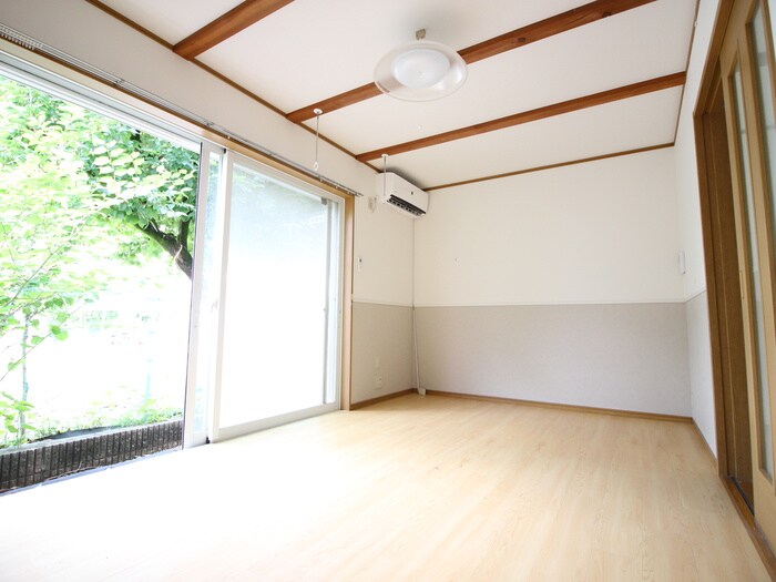 物件内観写真22　(居室)