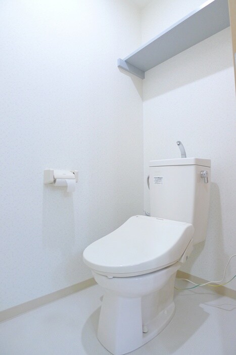 物件内観写真15　(トイレ)