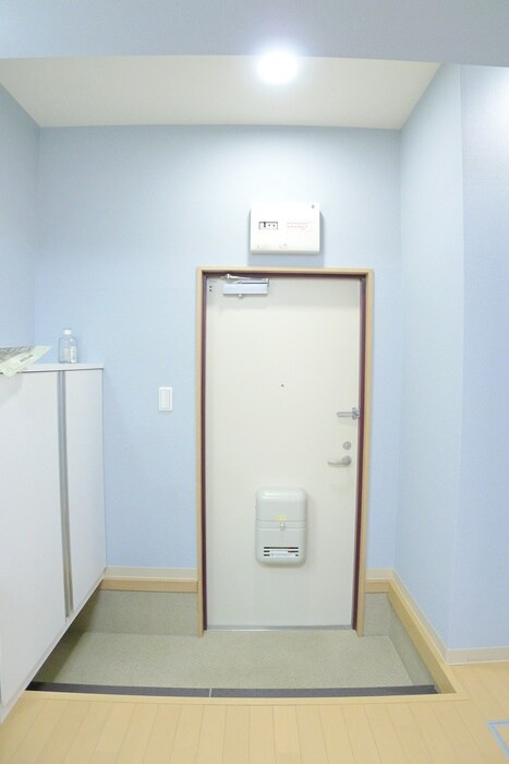 物件内観写真22　(玄関)