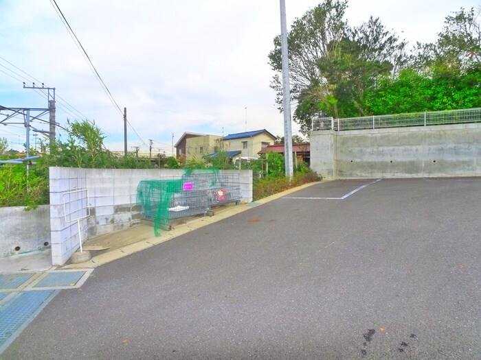 物件外観写真4　(建物設備)