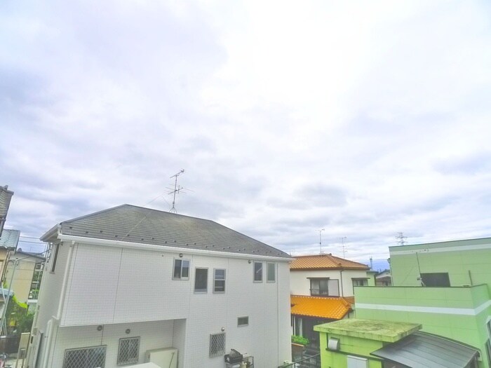 物件内観写真16　(室内からの展望)