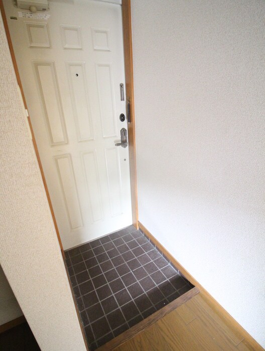 物件内観写真19　(玄関)