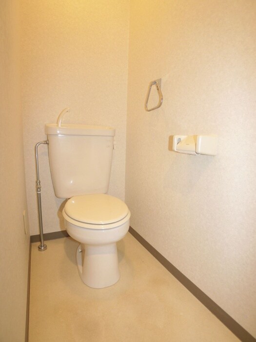 物件内観写真14　(トイレ)