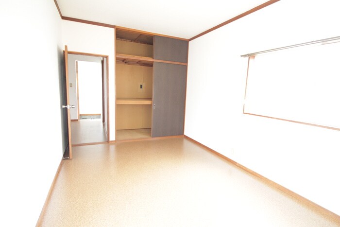物件内観写真13　(居室)