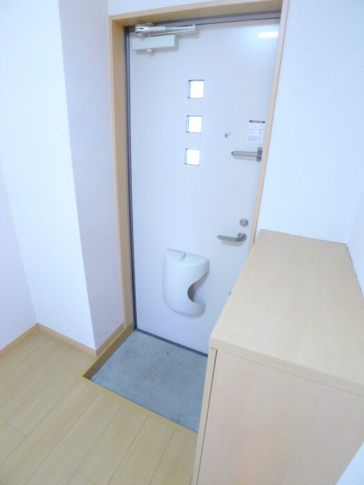 物件内観写真19　(靴箱)