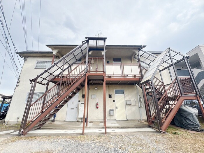 物件外観写真2　(外観写真)