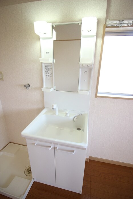 物件内観写真14　(洗面)