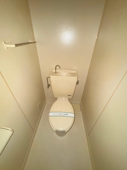 物件内観写真12　(トイレ)