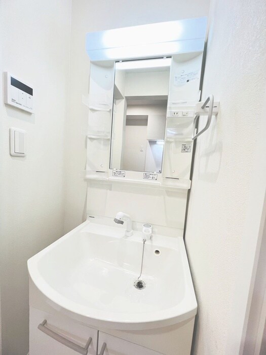 物件内観写真7　(洗面)