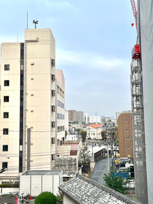 物件内観写真17　(室内からの展望)