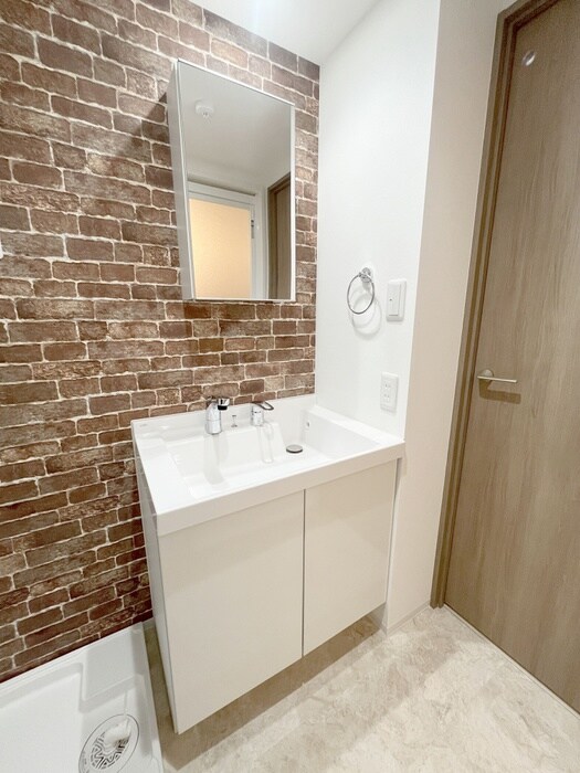 物件内観写真11　(洗面)