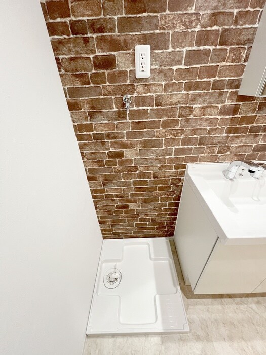 物件内観写真12　(洗濯機置場)