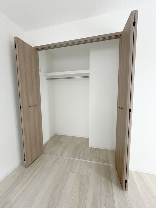 物件内観写真16　(収納)