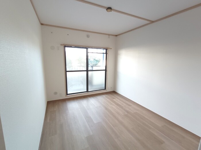 物件内観写真14　(居室)