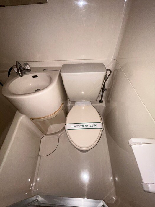 物件内観写真17　(トイレ)