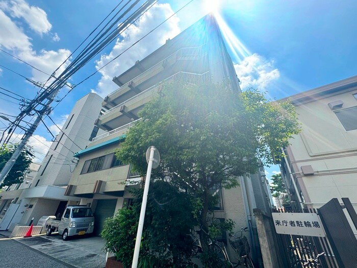 稲葉ビルの外観写真