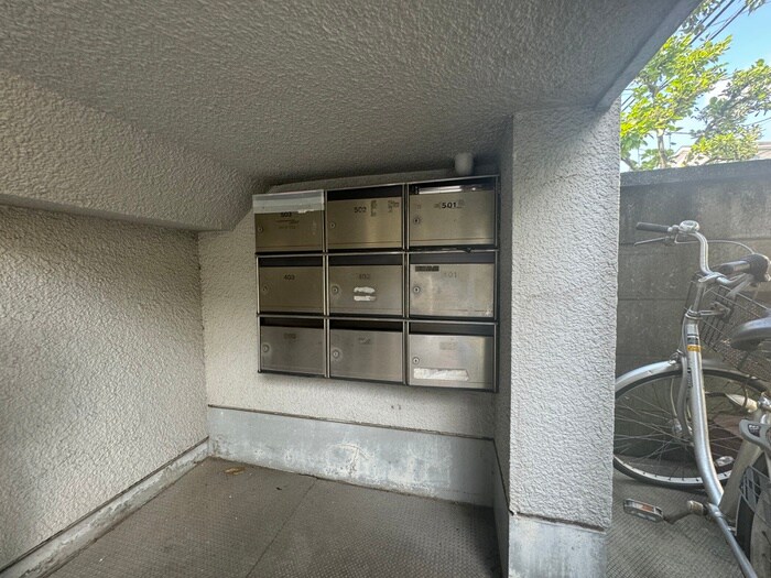 物件外観写真4　(建物設備)