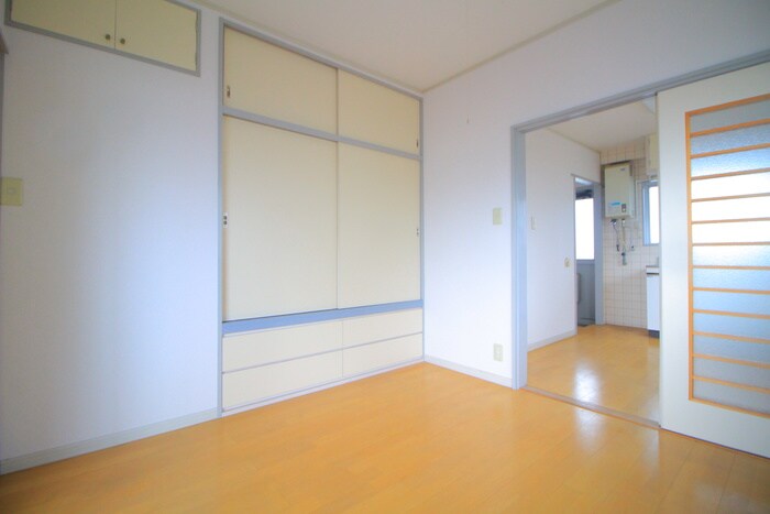 物件内観写真12　(居室)