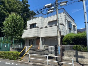 ホワイトキャステル外観写真