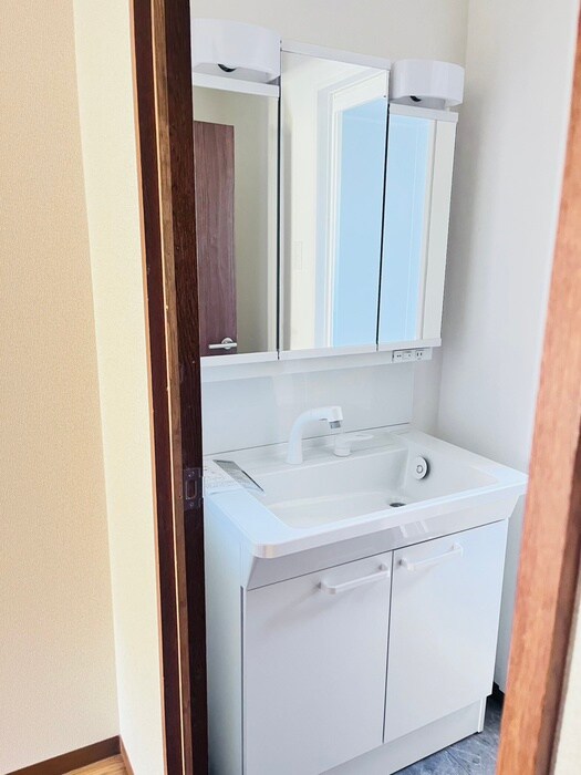 物件内観写真13　(洗面)