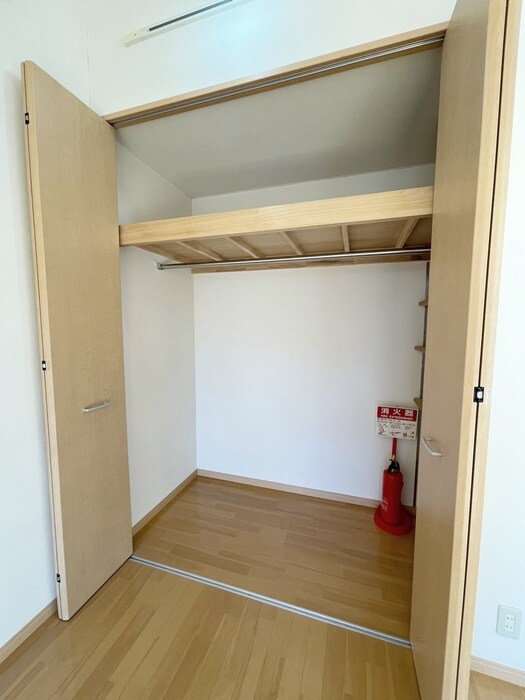 物件内観写真10　(収納)