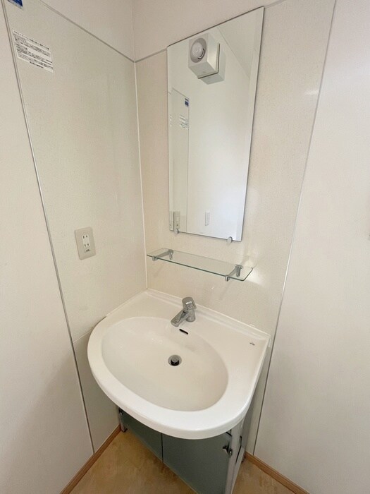 物件内観写真15　(洗面)