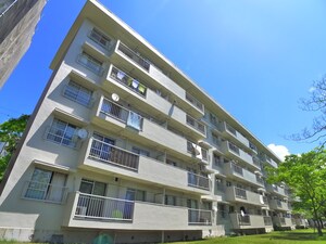 真砂一丁目団地11-8号棟(106)外観写真
