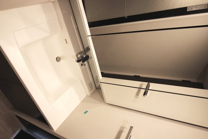 物件内観写真10　(洗面)