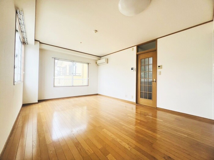 物件内観写真5　(居室)