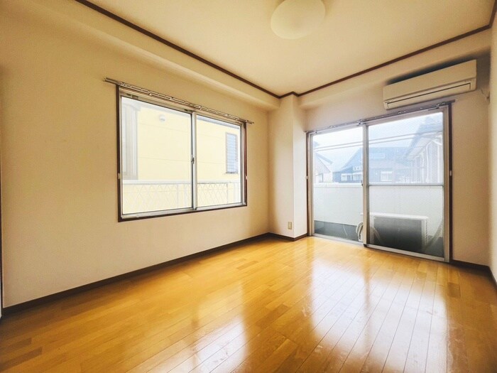 物件内観写真7　(居室)