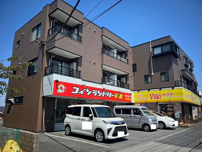 物件外観写真1　(外観写真)