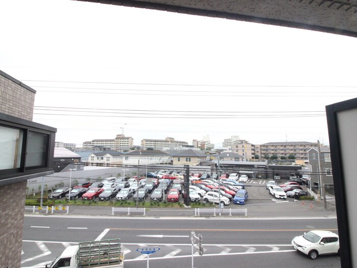 物件内観写真16　(室内からの展望)