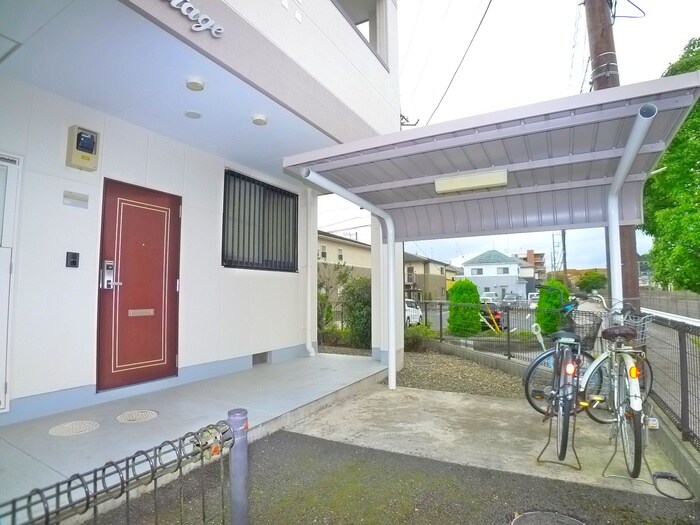 物件外観写真3　(駐輪場)