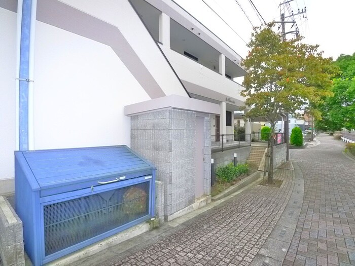 物件外観写真4　(建物設備)