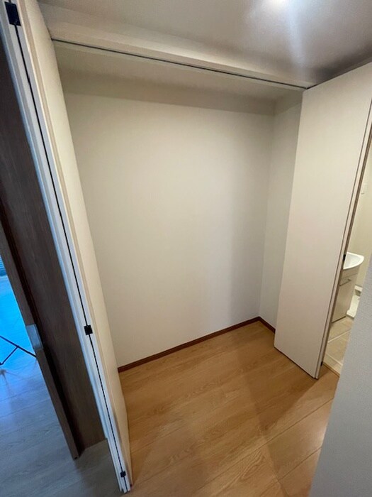 物件内観写真22　(収納)