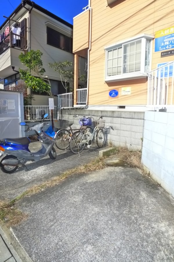 駐輪場